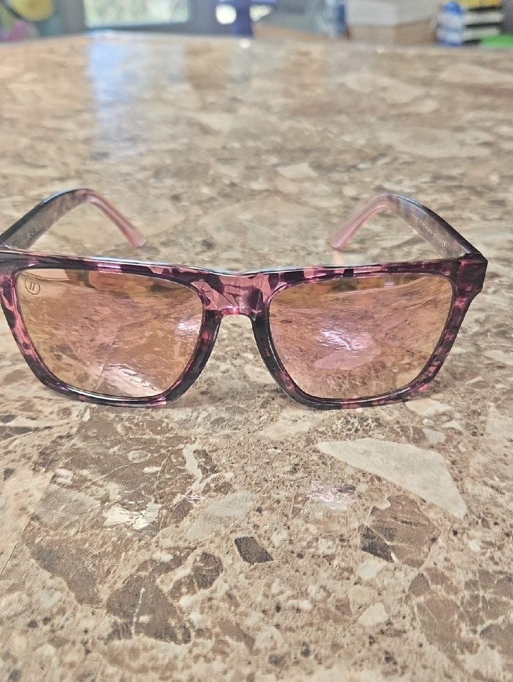 BLENDERS STONE HEART Pink Tortoiseshell Square Sunglasses